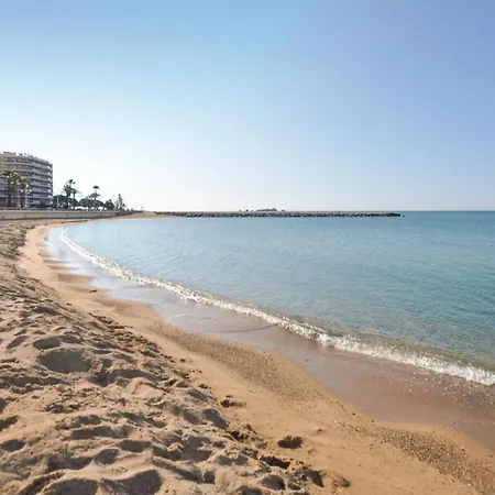 شقة Beautiful In Saint-raphael W/ Wifi And 1 Bedrooms Saint-Raphaël