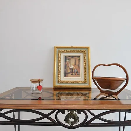 Beautiful In Saint-raphael W/ Wifi And 1 Bedrooms شقة